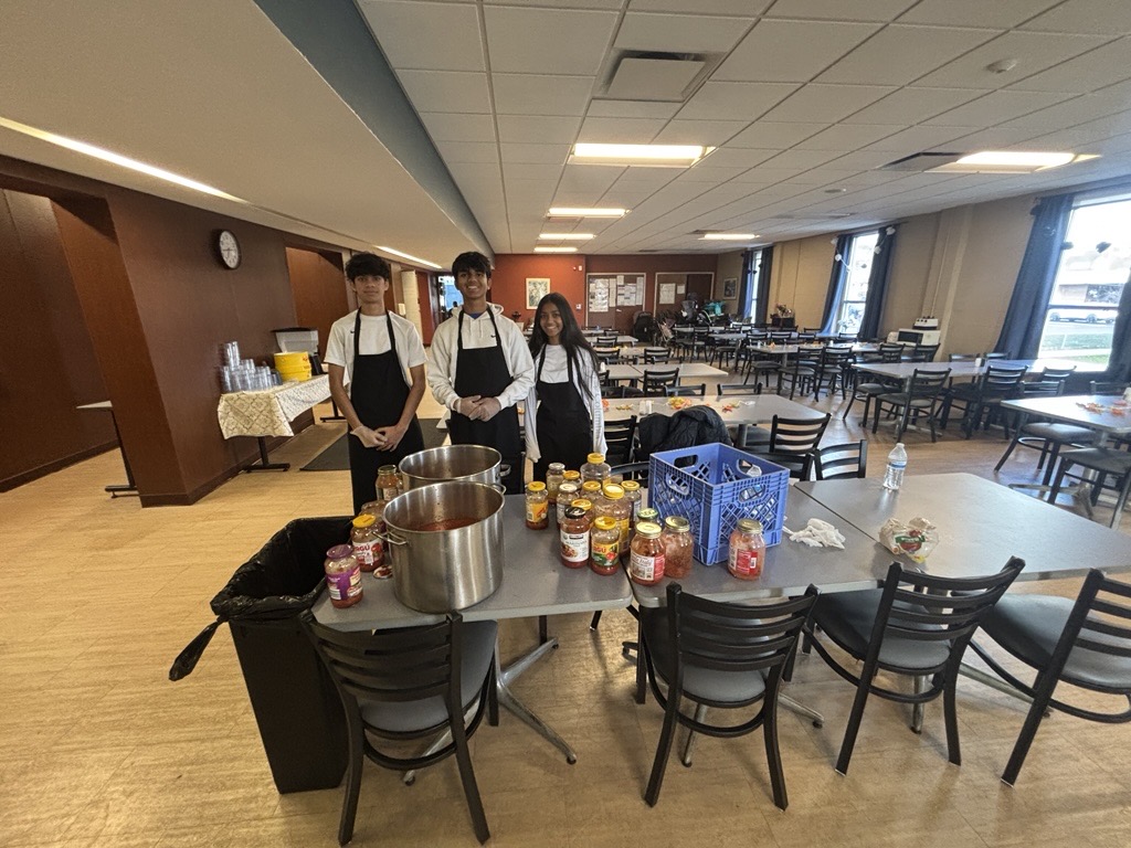 Volunteers at Grace Center of Hope